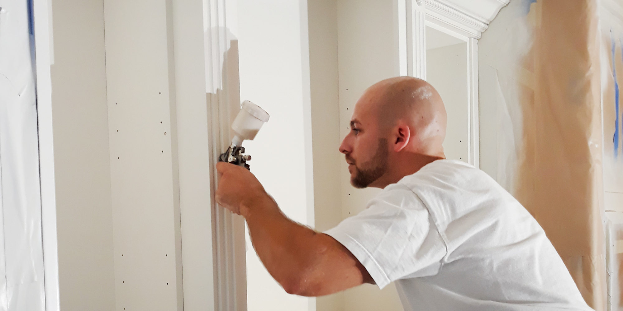 7 Reasons Why Hiring Professional Cabinet Painters Is a Smart Move